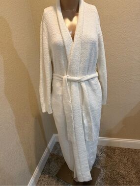 New! UGG White/Cream Plush Robe — Size Large